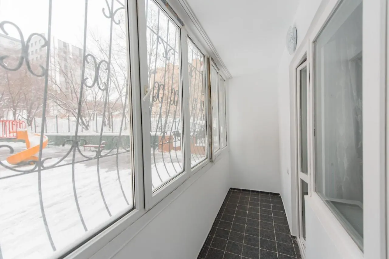 Apartmán 2-Ком Кв В Жк Куат На Абая-Масанчи 1Этаж Almaty