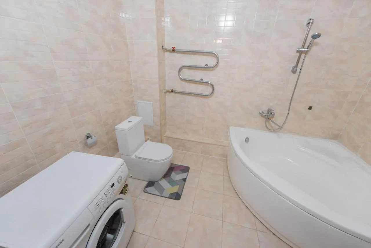 Appartamento 2-Ком Кв В Жк Куат На Абая-Масанчи 1Этаж Almaty