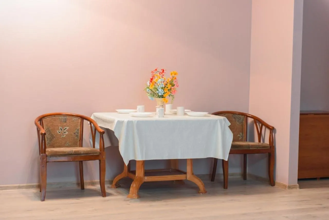 Appartamento 2-Ком Кв В Жк Куат На Абая-Масанчи 1Этаж Almaty